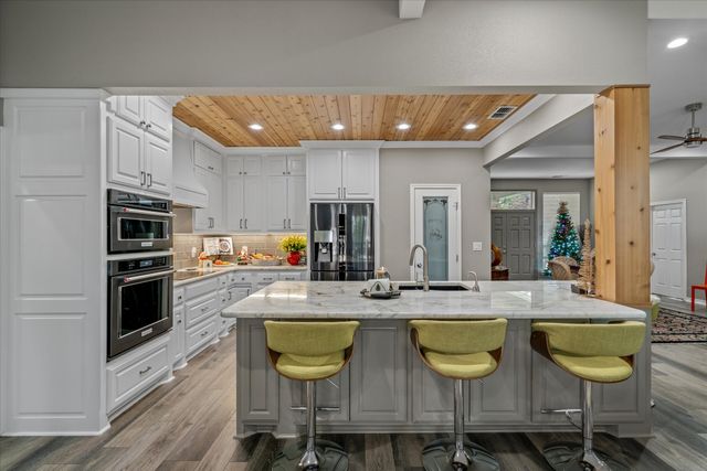 318 Crestview Lane, Hideaway, TX 75771