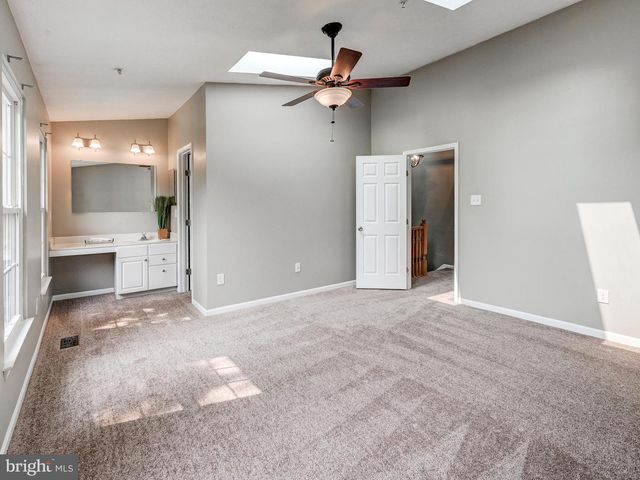 3 SANDVIEW CT, Baltimore, MD 21209