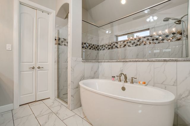 8617 Tuscan Way, Godley, TX 76044