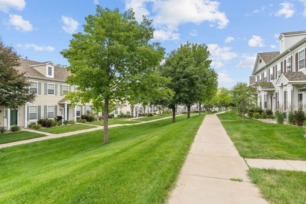 713 Cobblestone Way, Shakopee, MN 55379 — photo 3
