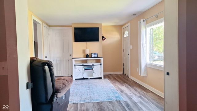 12871 W State Road 32, Yorktown, IN 47396