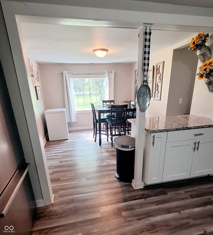 12871 W State Road 32, Yorktown, IN 47396