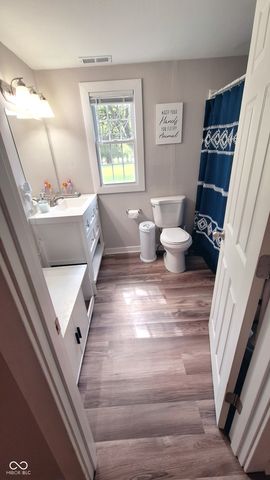 12871 W State Road 32, Yorktown, IN 47396