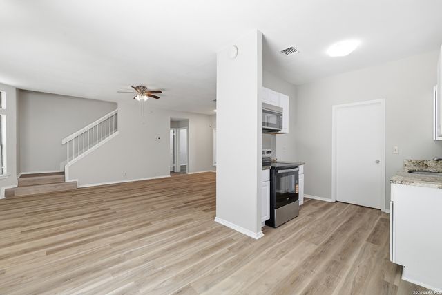 13254 WOOD CLIMB ST, San Antonio, TX 78233