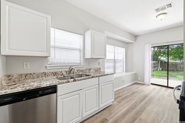 13254 WOOD CLIMB ST, San Antonio, TX 78233