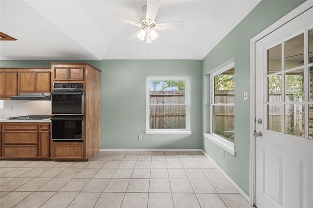 12526 Exbury Court, Tomball, TX 77377