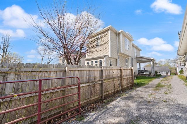 424 S 4th Street, Danville, KY 40422