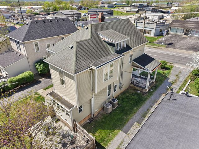 424 S 4th Street, Danville, KY 40422