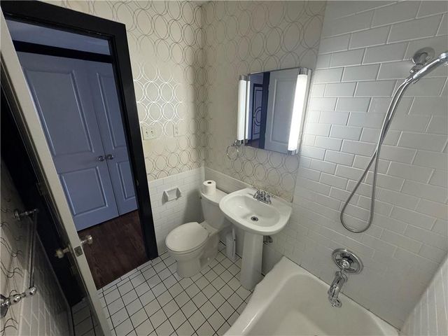 4540 Broadway Boulevard 3N, Kansas City, MO 64111