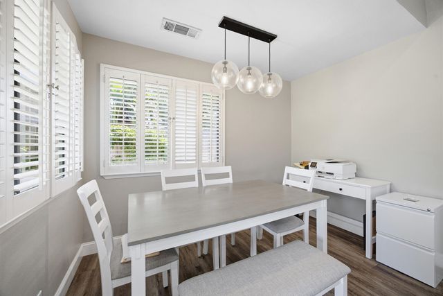 5512 W Prospect Avenue, Visalia, CA 93291