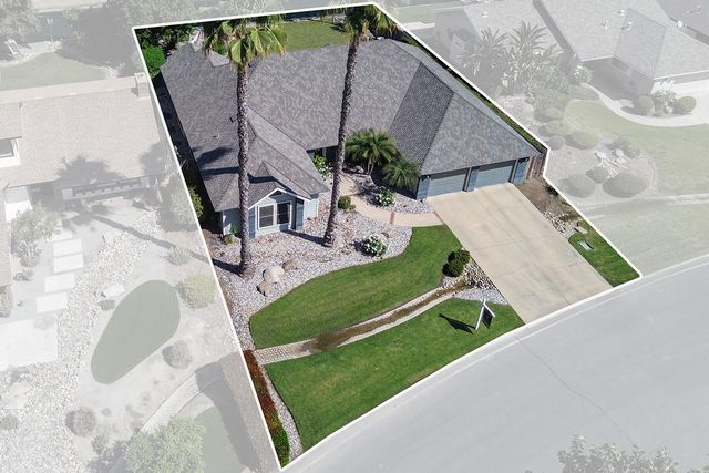 5512 W Prospect Avenue, Visalia, CA 93291