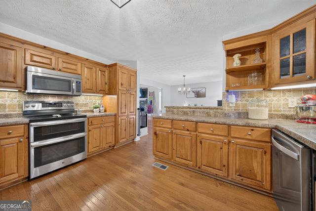 481 Lisa Circle, Winder, GA 30680