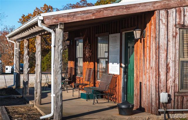 17265 County Road 8280, Rolla, MO 65401