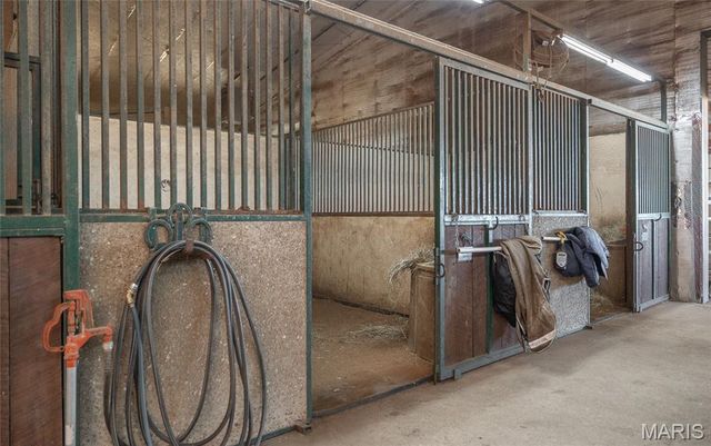 17265 County Road 8280, Rolla, MO 65401