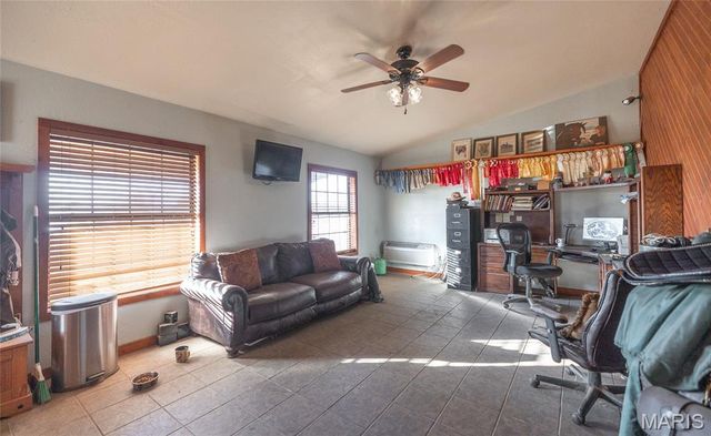 17265 County Road 8280, Rolla, MO 65401