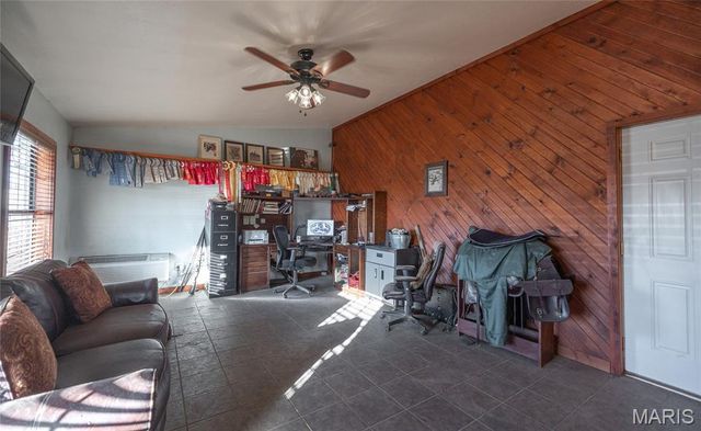 17265 County Road 8280, Rolla, MO 65401