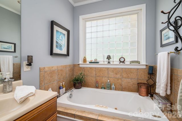 1855 Jetton Drive, Vale, NC 28168