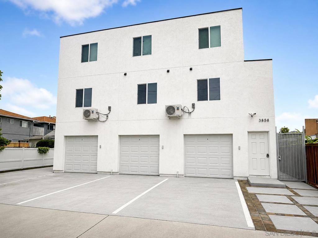 3858 41ST STREET, San Diego, CA 92105