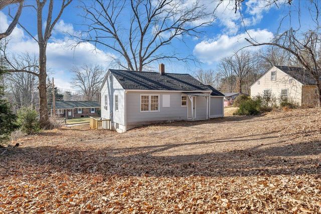 935 Myrtle RD, Martinsville, VA 24112