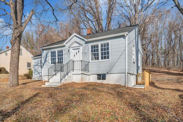 935 Myrtle RD, Martinsville, VA 24112