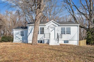 935 Myrtle RD, Martinsville, VA 24112