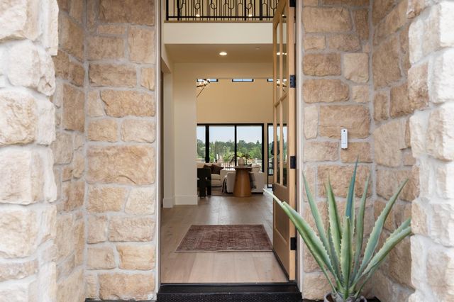 5073 Midas Ave, Rocklin, CA 95677