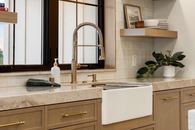 5073 Midas Ave, Rocklin, CA 95677