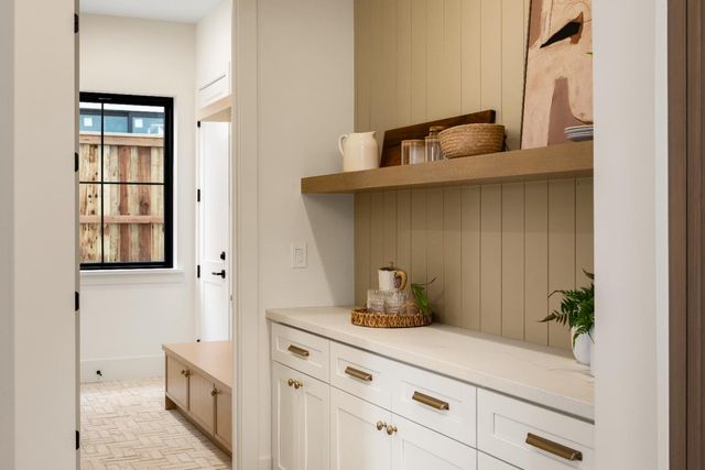 5073 Midas Ave, Rocklin, CA 95677