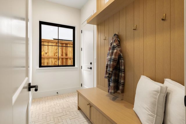 5073 Midas Ave, Rocklin, CA 95677