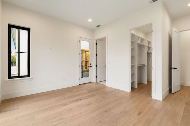 5073 Midas Ave, Rocklin, CA 95677