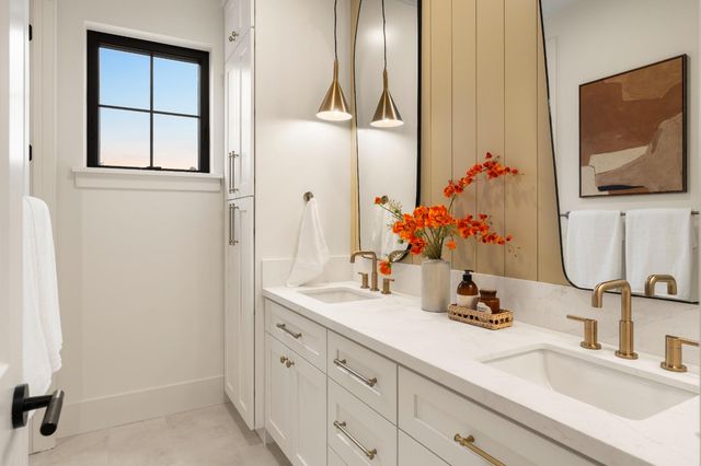 5073 Midas Ave, Rocklin, CA 95677