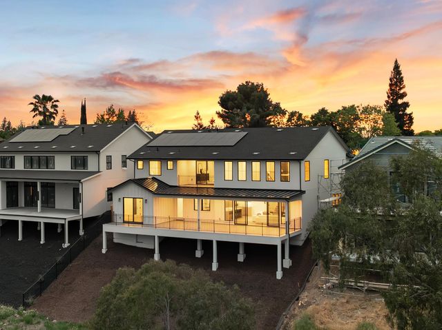 5073 Midas Ave, Rocklin, CA 95677