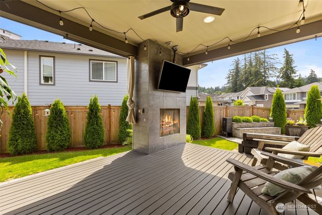 2707 162nd Avenue Ct E, Lake Tapps, WA 98391