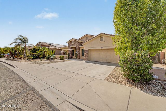2335 W MAYA Way, Phoenix, AZ 85085