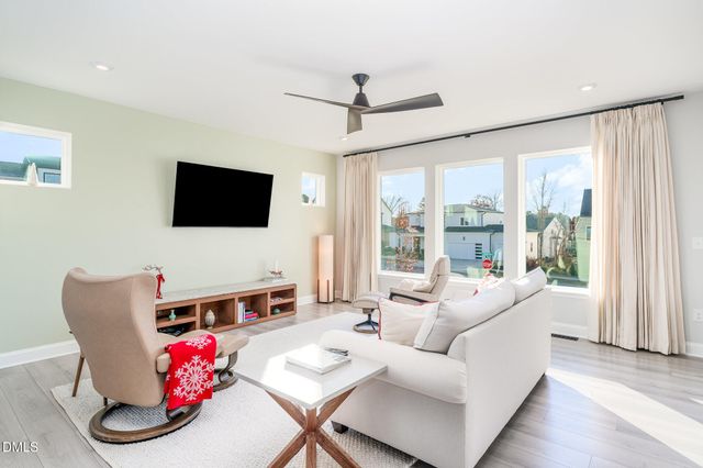 17 Plenty Court, Pittsboro, NC 27312