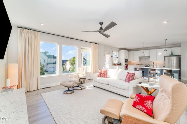 17 Plenty Court, Pittsboro, NC 27312