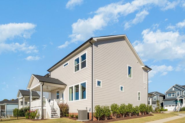 17 Plenty Court, Pittsboro, NC 27312