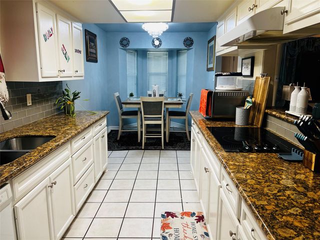 522 Wild Wind Lane, Houston, TX 77013