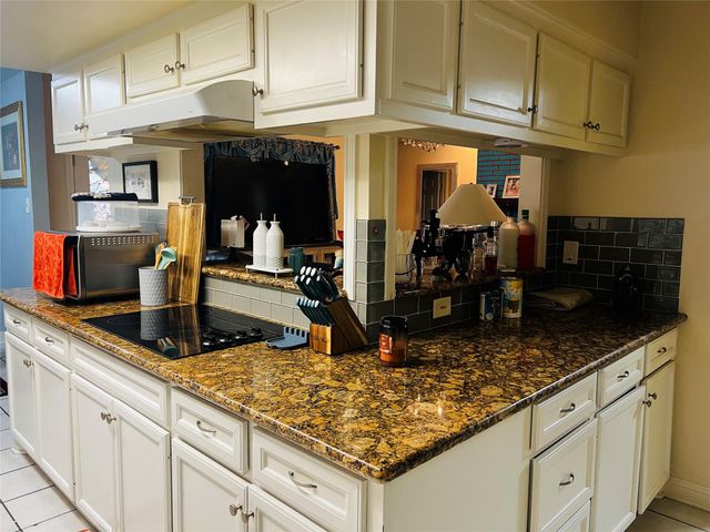 522 Wild Wind Lane, Houston, TX 77013