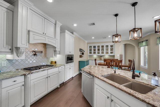 28303 Island Manor Lane, Fulshear, TX 77441