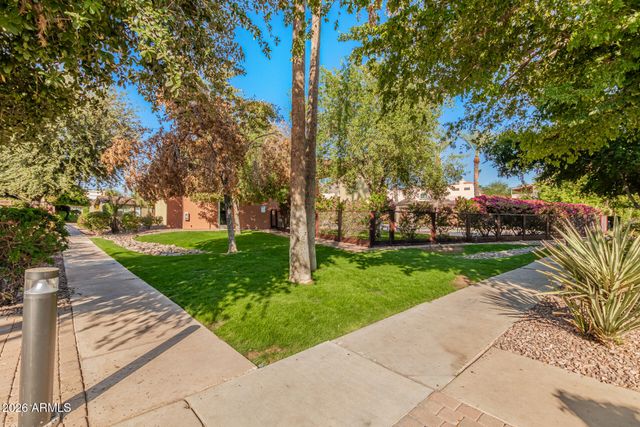 1850 E MARYLAND Avenue 39, Phoenix, AZ 85016