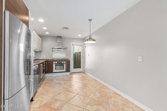 1850 E MARYLAND Avenue 39, Phoenix, AZ 85016