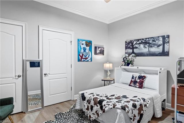 1 Park Vista Lane 320, Winston-salem, NC 27101