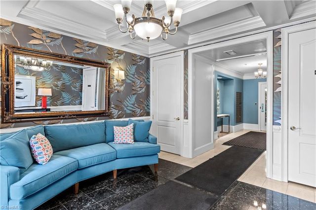 1 Park Vista Lane 320, Winston-salem, NC 27101