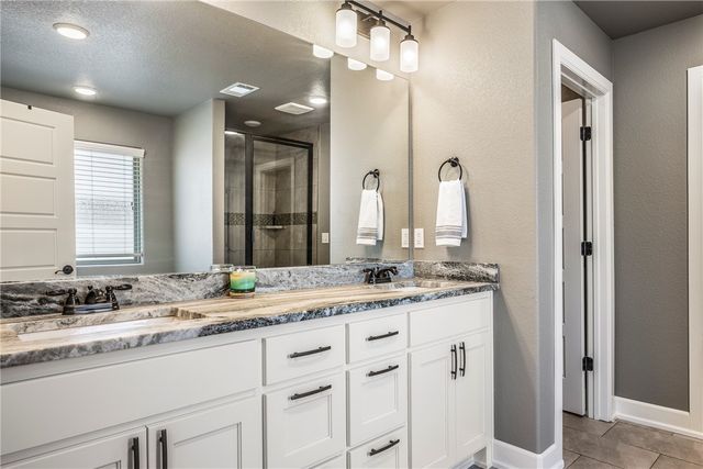 1451 Abbey Lane, Centerton, AR 72719