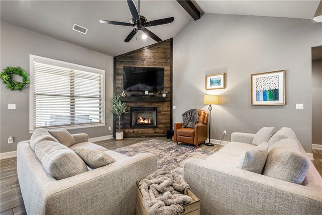 1451 Abbey Lane, Centerton, AR 72719
