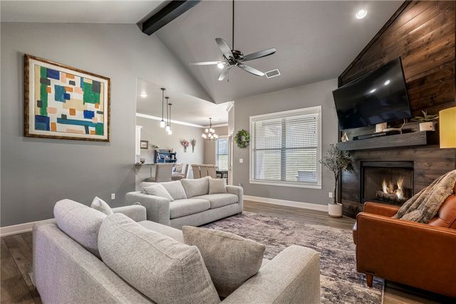 1451 Abbey Lane, Centerton, AR 72719
