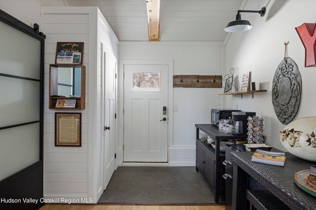 28 Hudson Street, Kinderhook, NY 12106