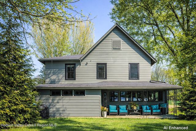 28 Hudson Street, Kinderhook, NY 12106