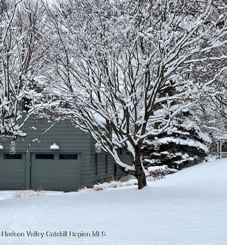 28 Hudson Street, Kinderhook, NY 12106